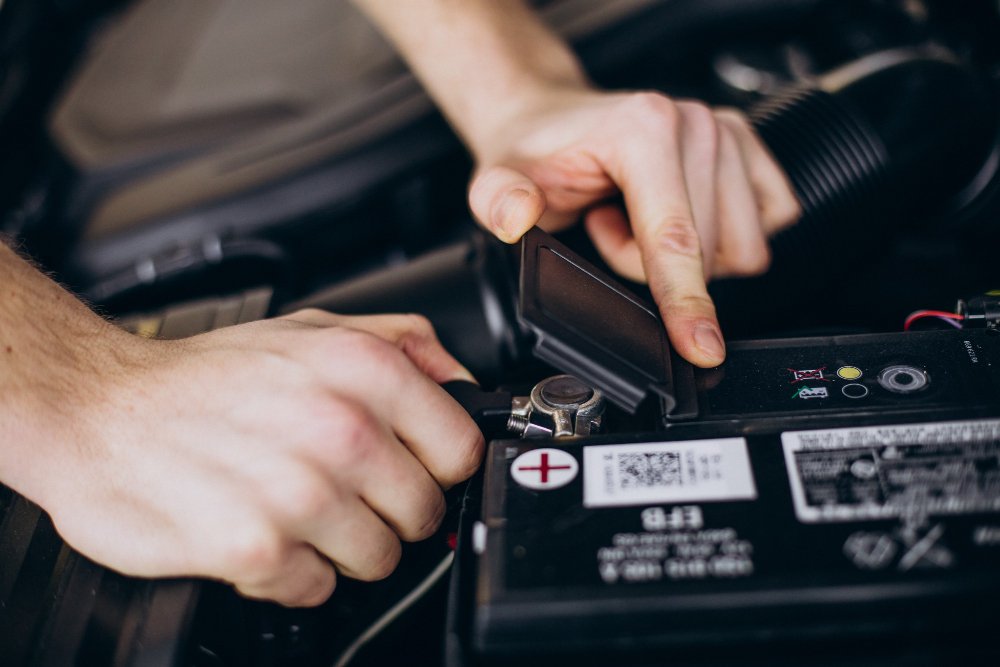 How to Prevent Car Battery Failure During the Scorching Qatari Summer